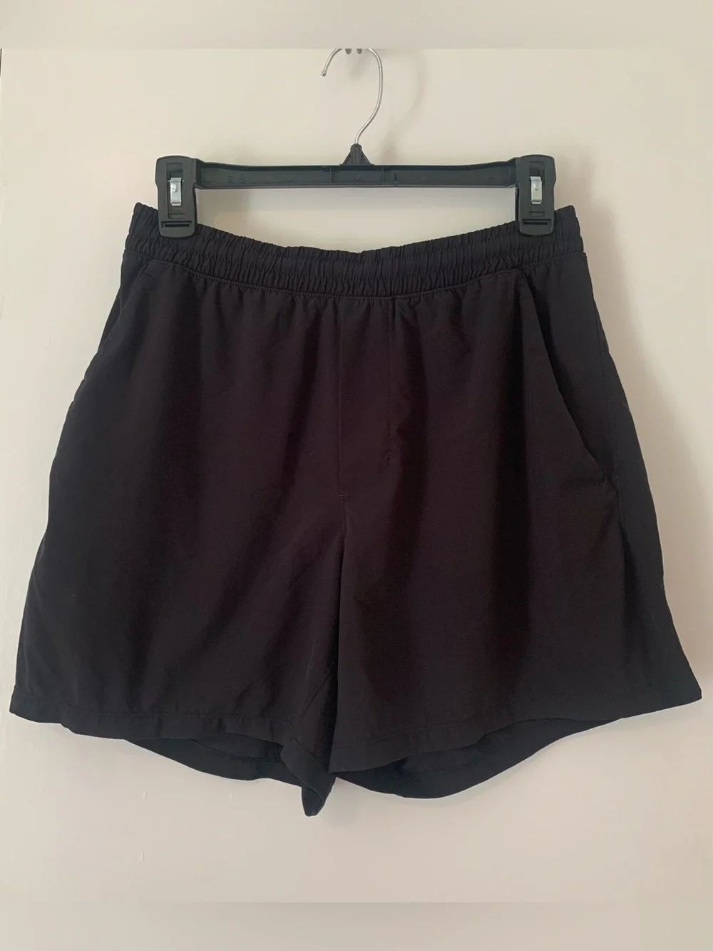 Lululemon Pace Breaker Linerless 5” Shorts Size M Black Elastic Drawstring